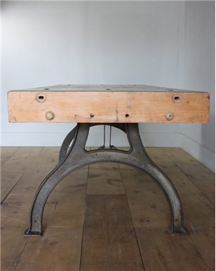 industrial table arched legs
