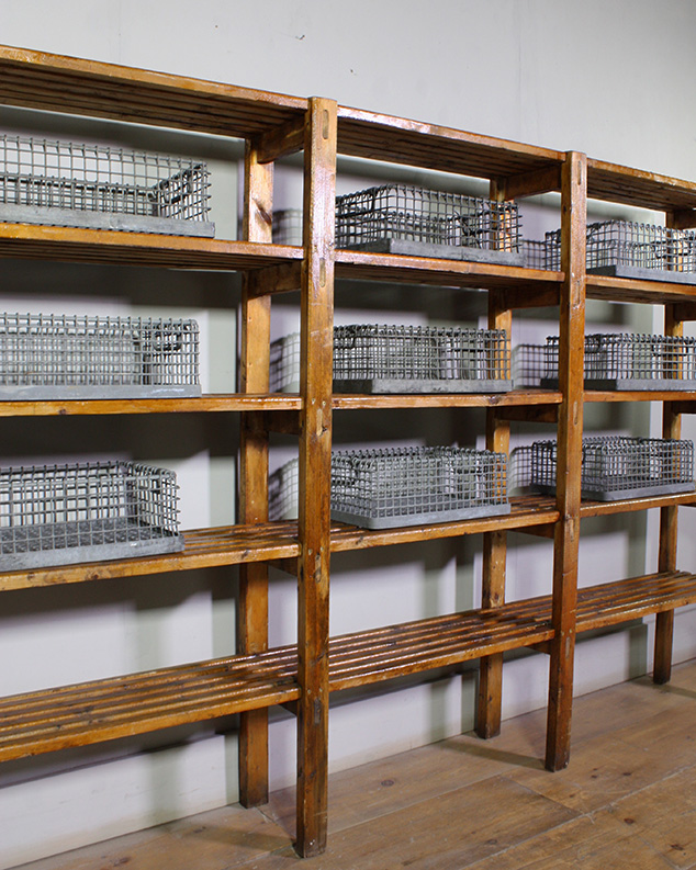 slatted shelving