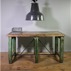 Industrial green Table x